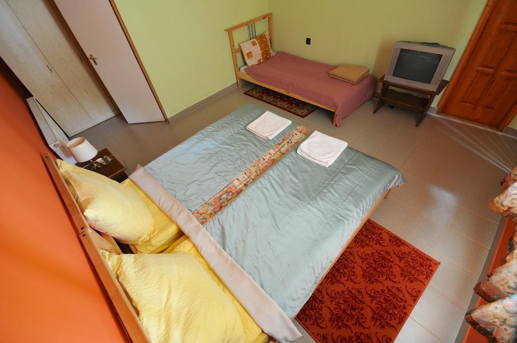 Gergely Tanya Hotel Garabonc Bilik gambar