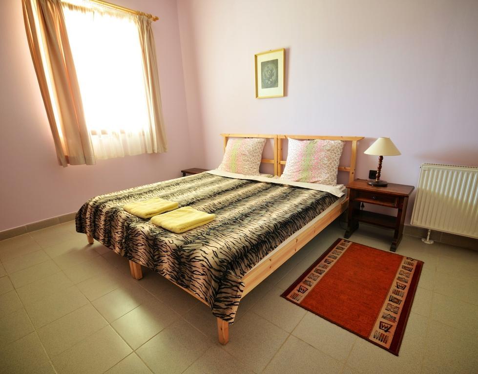 Gergely Tanya Hotel Garabonc Bilik gambar